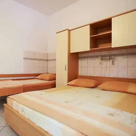 With Parking Space Baska Voda, Makarska - 10406 *