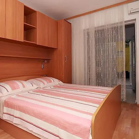 Apartamento With Parking Space Baska Voda, Makarska - 10406 *